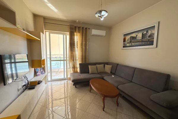 Shtepi ne shitje Apartament ne Tirane, 1+1, Mobilimi E mobiluar, Pagesa 145,000  Euro.