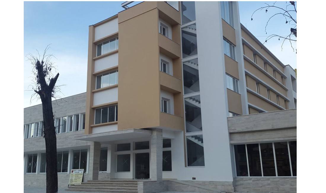 Kompani ndertimi e specializuar ne suvatime, shtrim me pllaka, punime murature, punime gipsi etj 