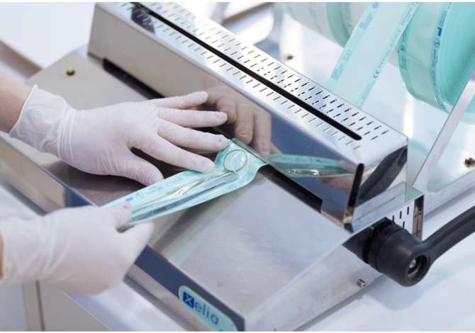 Klinika mjekesore ofron sherbime te specializuara ne te gjitha fushat e mjekesise si Analiza, Vizita per Reomatizem , Migren, Kardiologjike etj.