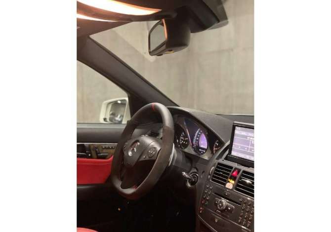 Auto in Vendita a Tirana - 21,000 Euro