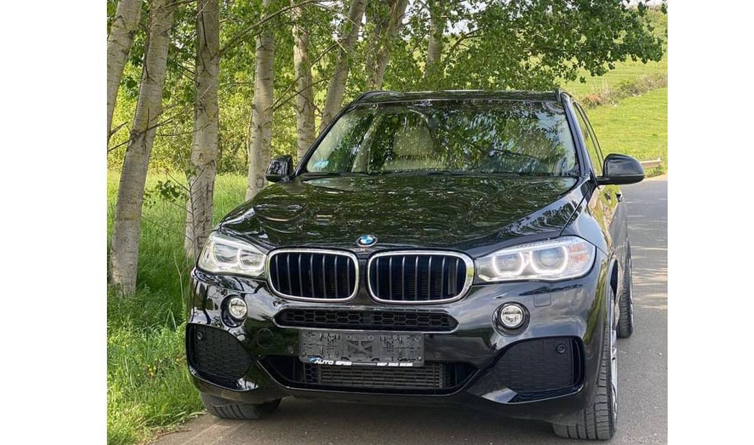 Jepet me qera Makina BMW X5 duke filluar nga 140 euro ne dite