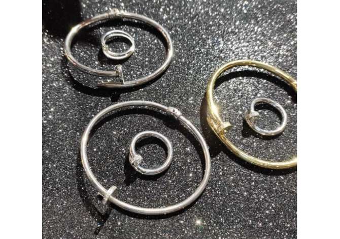 Kancelari ne Tirane - 0 