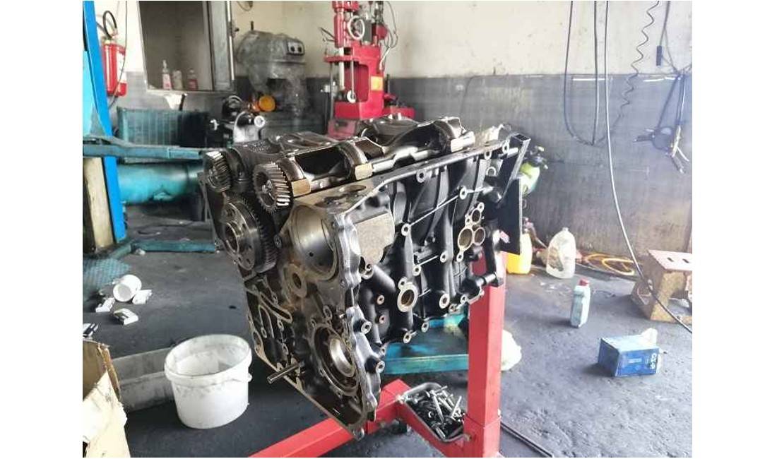 Autoservis ne Elbasan ofron sherbime mekanike, xhenerike, motorrrike frezim, zmerilim etj. 