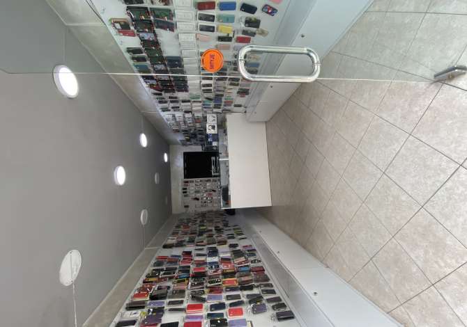 Attivita commerciale in vendita 1+1 a Tirana - 2,500 Euro