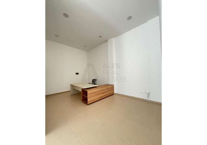 Ambient biznesi me qera 1+1 ne Tirane - 1,000 Euro