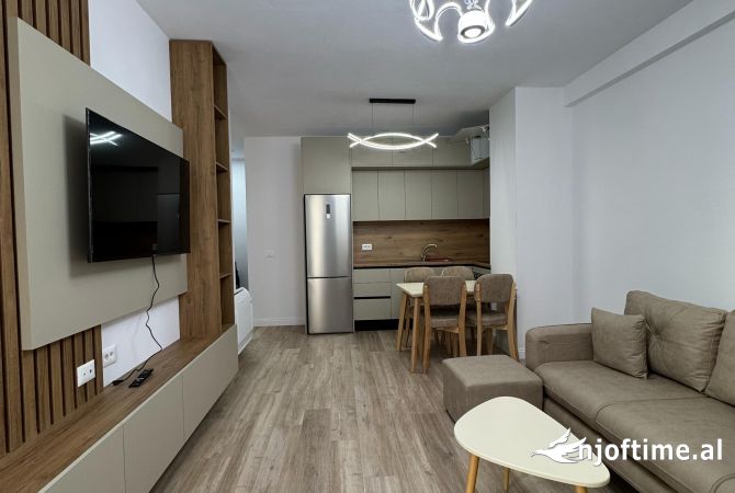 Shtepi me qera Apartament ne Tirane, 2+1, Mobilimi E mobiluar, Pagesa 500  Euro.