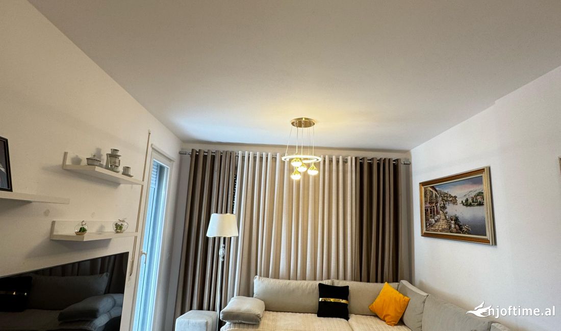 Shtepi me qera Apartament ne Tirane, 2+1, Mobilimi E mobiluar, Pagesa 500  Euro.