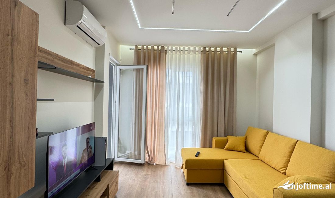 Shtepi me qera Apartament ne Tirane, 1+1, Mobilimi E mobiluar, Pagesa 400  Euro.