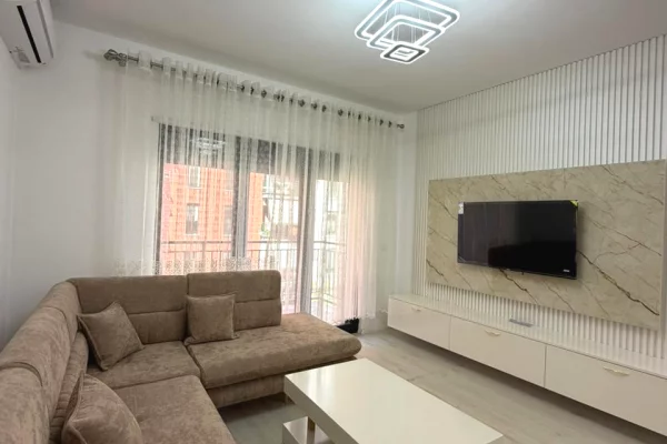 Shtepi me qera Apartament ne Tirane, 2+1, Mobilimi E mobiluar, Pagesa 70,000  Leke.