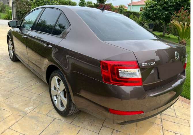  Makine me Qera Skoda Octavia 2014 duke filluar nga 40 euro dita 