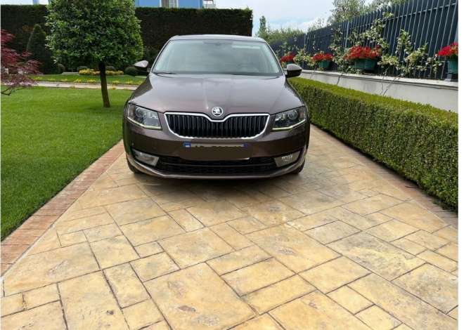  Makine me Qera Skoda Octavia 2014 duke filluar nga 40 euro dita 