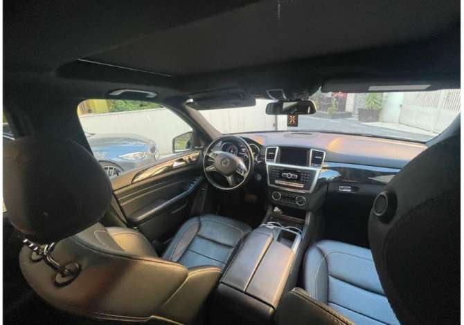 Auto in Vendita a Tirana, Mercedes-Benz, 2013 Diesel,Kambio Automatik Pagamento 20,500  Euro.