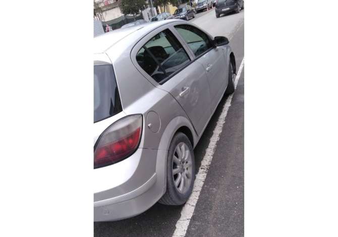 Jepet me qera Opel Astra duke filluar nga 25 euro ne dite
