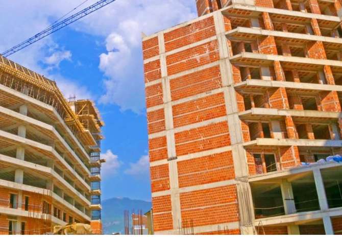 Kompani lider ne tregun shqiptar e cila jep kontributin e saj  ne objektet residenciale dhe jo vetem