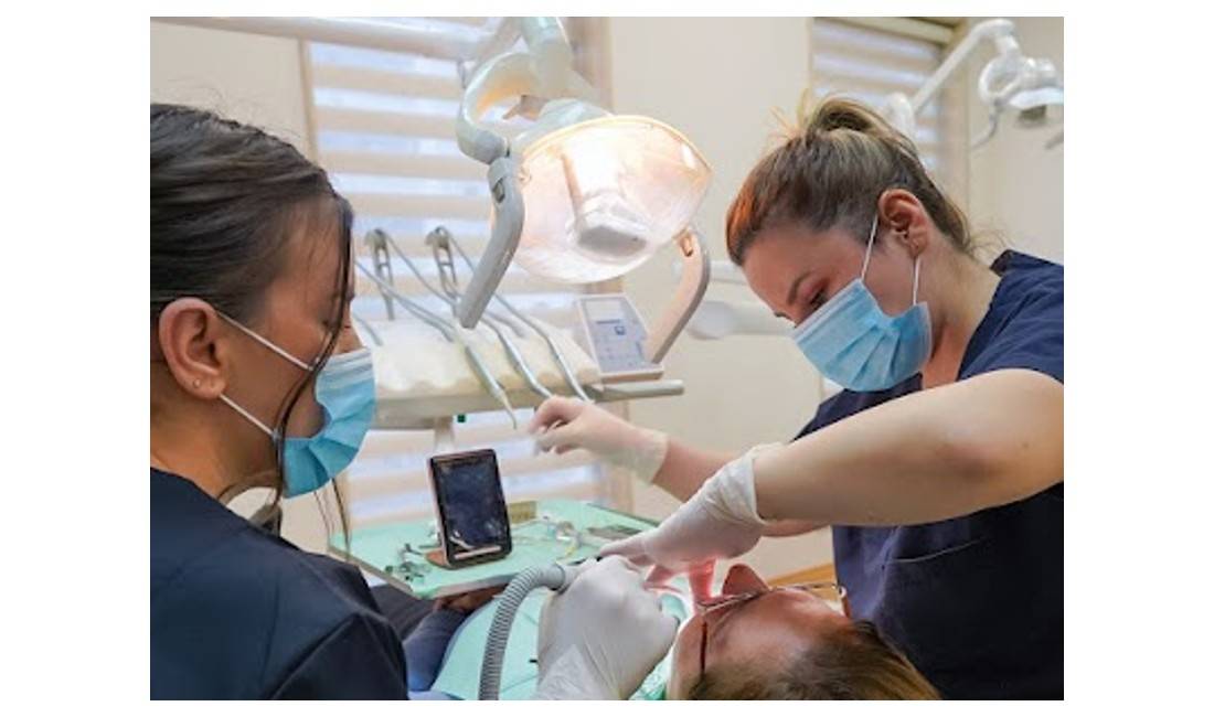 Klinike e akredituar e cila ploteson te gjitha standartet e kerkuara fale perdorimit cilesor te materialeve