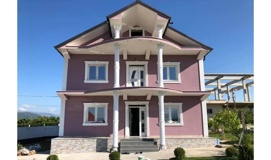 Firme qe ushtron aktivitet ne fushen e ndertimit, rikonstruksione,mirembajtje punimesh,germime ne toke