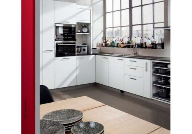 Servizi di srredamento a Tirana - 0 