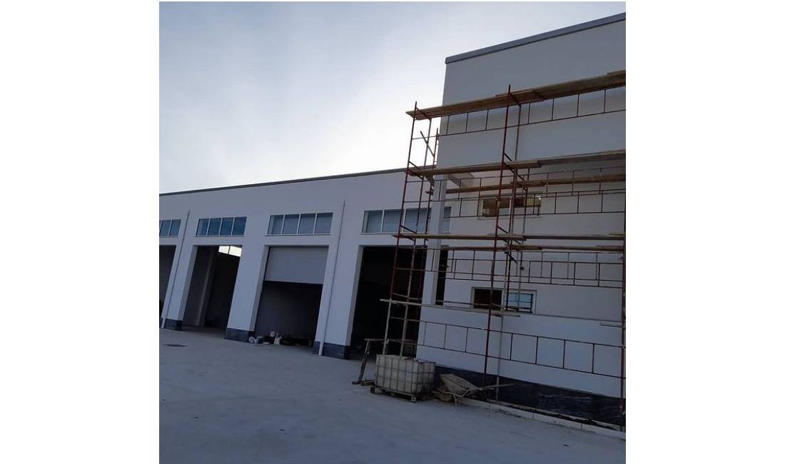 Kompani ndertimi ofron konstruksione,sistem kapot,grafiato,suvatime,lyerje dhe patinim