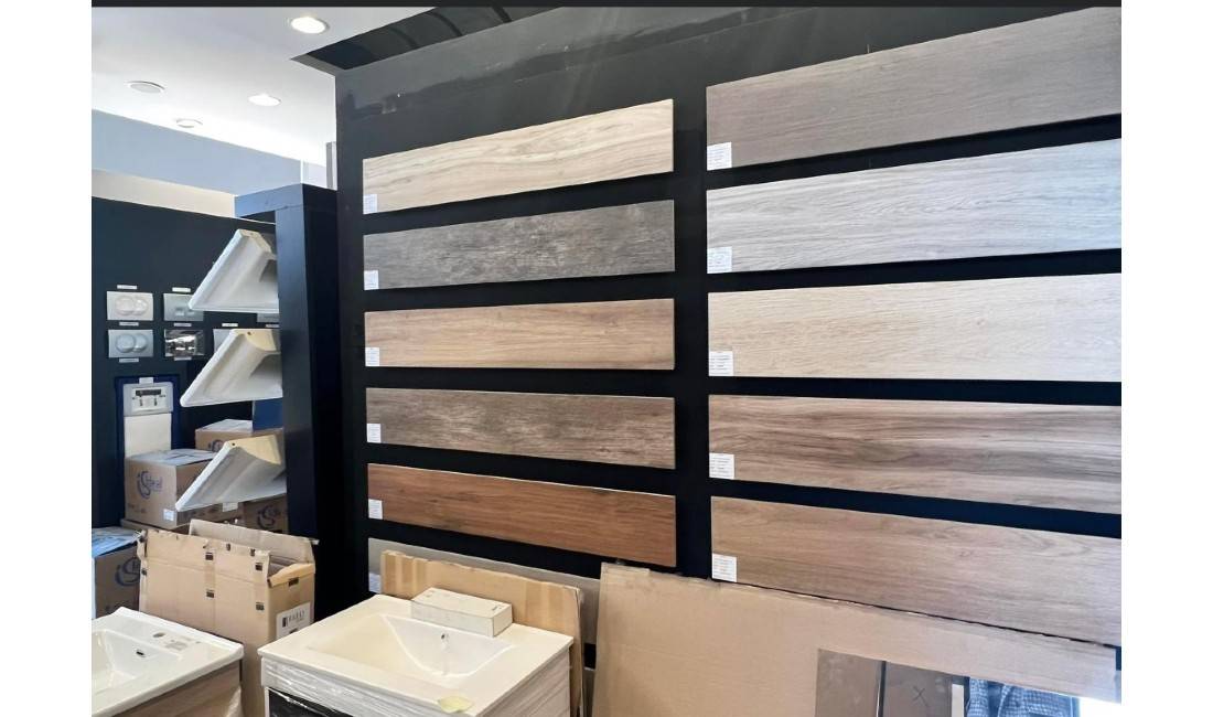 Kompani ndertimi ofron sisteme kapot ,sisteme termoizolimi,vegla pune,produkte mobilimi si pllaka,pa