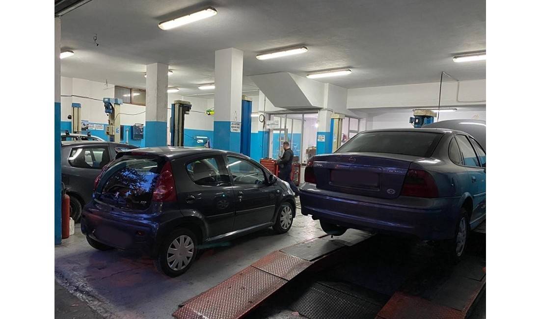Auto Servis ofron:pastrim injektoresh benzine me :hidrogjen,ultra tinguj,kontroll me kompjuter,kovergjence,xhenerike,elektroauto,pjese kembimi etj