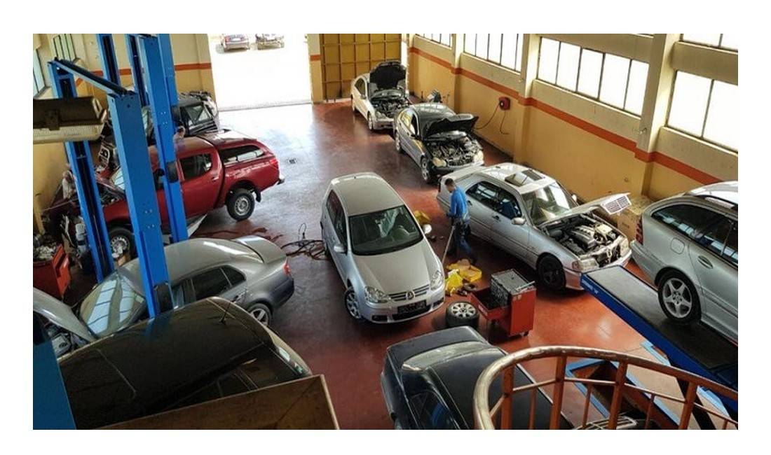 Auto Servis ofron sherbime motorrike,xhenerike,elektrike,pjese kembimi 