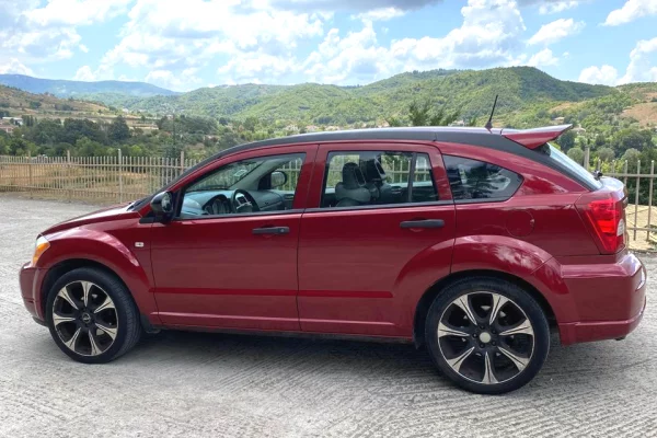 Auto in Vendita a Tirana, Dodge, 2007 gasoline-gas,Kambio Automatik Pagamento 3,500  Euro.