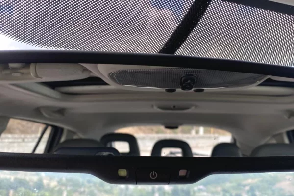 Auto in Vendita a Tirana, Dodge, 2007 gasoline-gas,Kambio Automatik Pagamento 3,500  Euro.