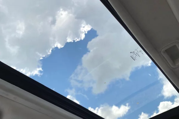 Auto in Vendita a Tirana, Dodge, 2007 gasoline-gas,Kambio Automatik Pagamento 3,500  Euro.