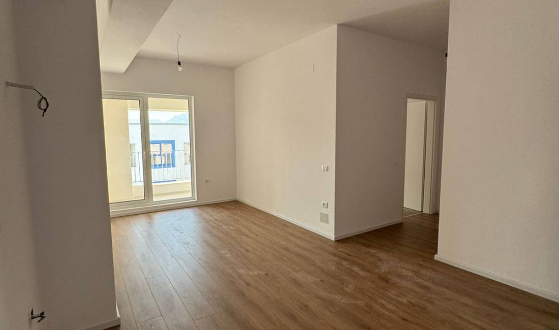 Appartamento in affitto a Tirana 2+1, Vuoto