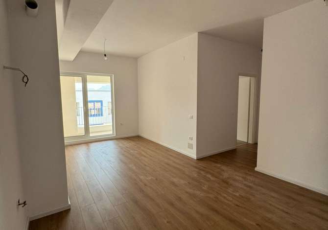 Apartament 2+1 per qera bosh