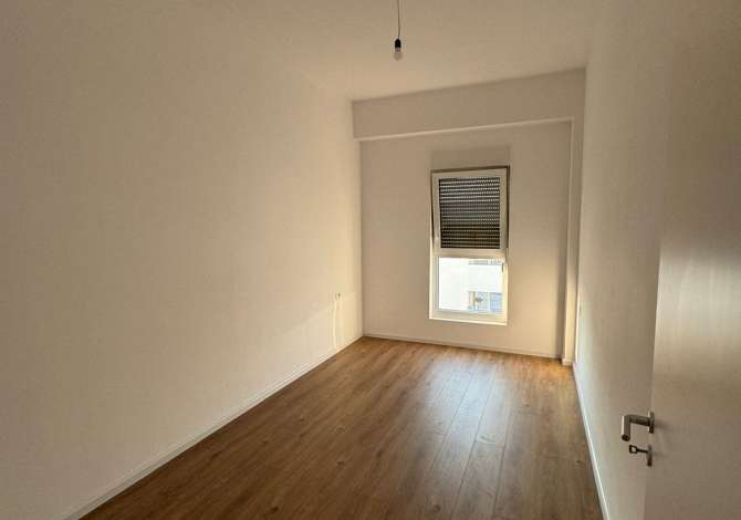 Appartamento in affitto a Tirana 2+1, Vuoto