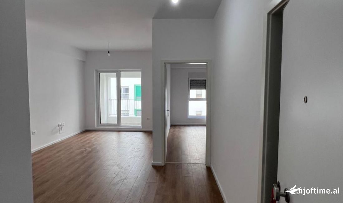 Apartment for sale in Tirana 1+1, Emty