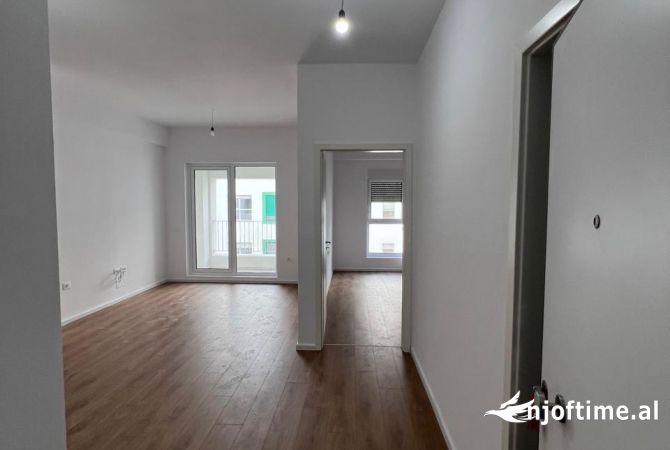 Shtepi ne shitje 1+1 ne Tirane - 10,000,000 Leke