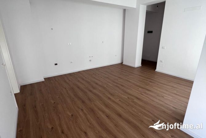 Apartment for sale in Tirana 1+1, Emty