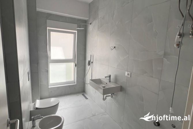 Apartment for sale in Tirana 1+1, Emty