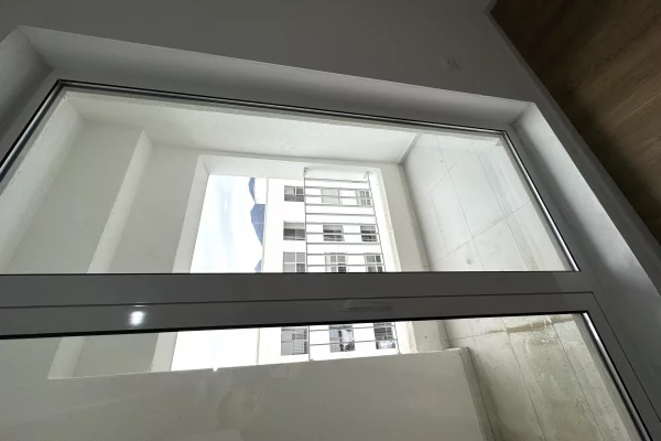 Appartamento in affitto a Tirana 1+1, SemiArredato