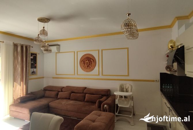 Shtepi ne shitje 2+1 ne Fier - 130,000 Euro