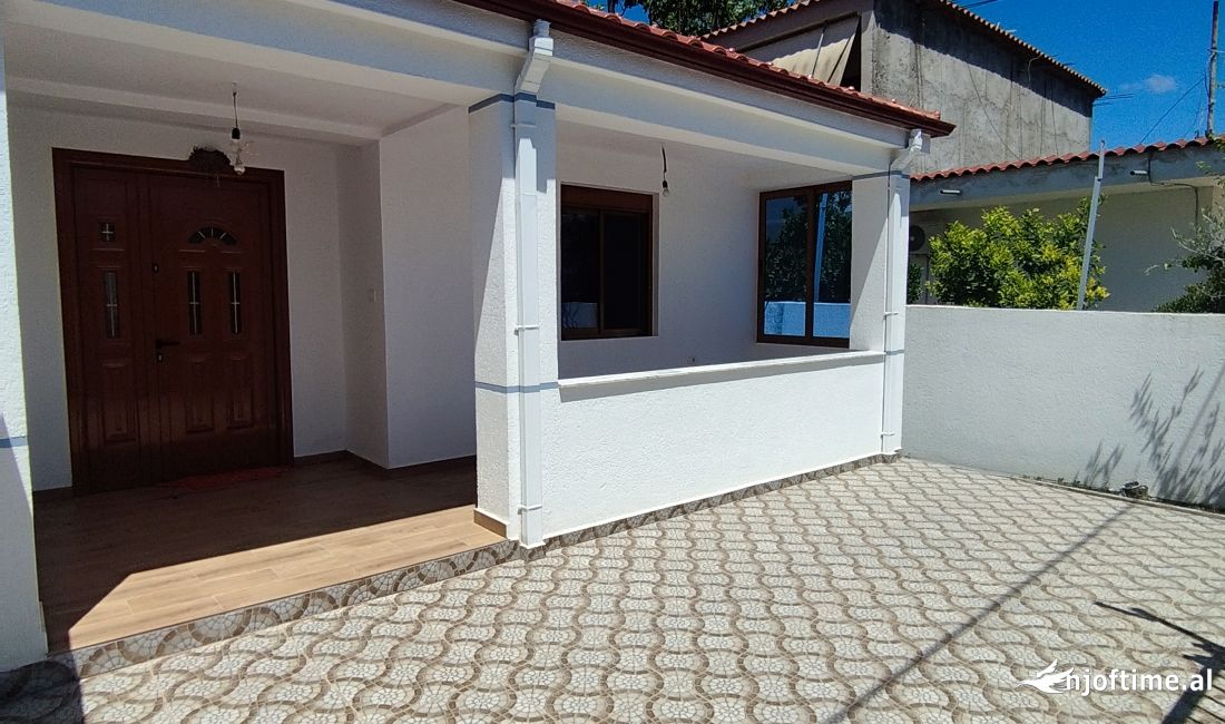 Shtepi ne shitje Shtepi Private ne Fier, 1+1, Mobilimi Bosh, pa mobiluar, Pagesa 55,000  Euro.