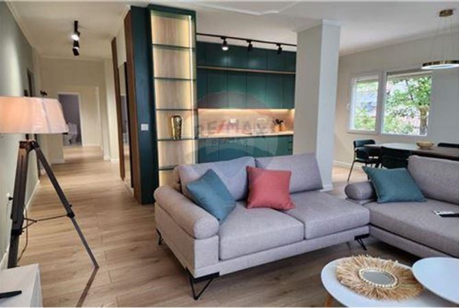 Apartament 2+1 me Qera, Kristal Center