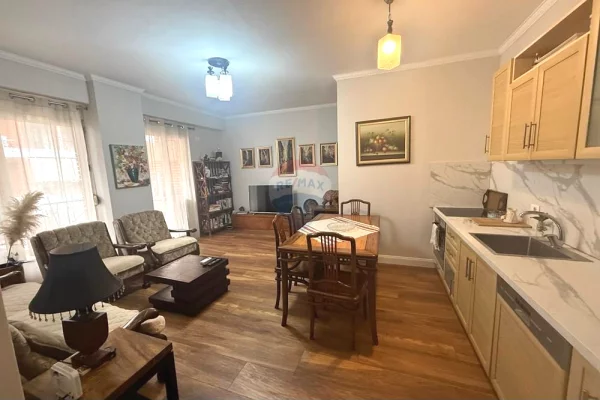 House for Rent 2+1 in Tirana - 800 Euro