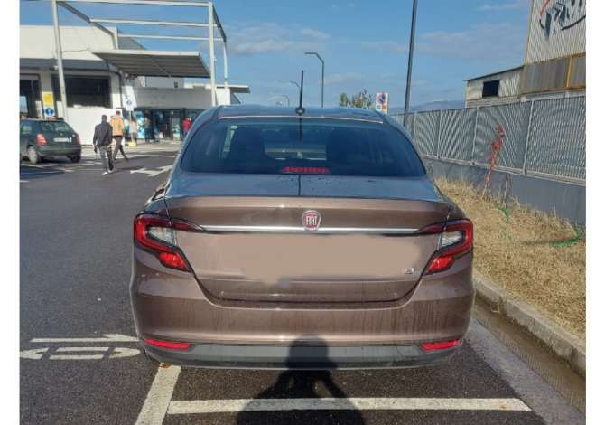 Jepet me qera Fiat , duke filluar nga 60 euro dita