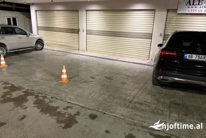 Business Property in Sale 4+1 in Tirana - 25,000,000 Euro