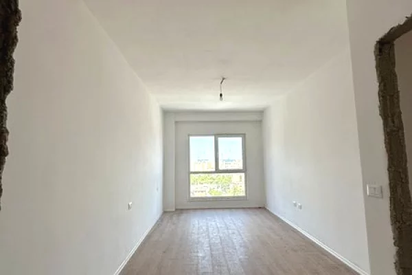 Shtepi ne shitje Apartament ne Tirane, 2+1, Mobilimi Bosh, pa mobiluar, Pagesa 21,615,000  Leke.