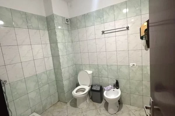 Shtepi ne shitje 2+1 ne Tirane - 135,000 Euro