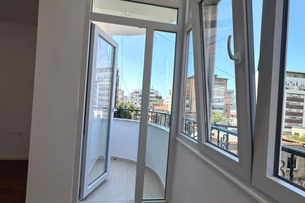Apartment for sale in Tirana 1+1, Emty
