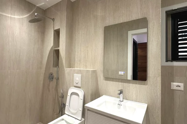 Apartment for sale in Tirana 1+1, Emty