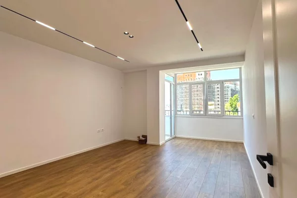 Apartment for sale in Tirana 1+1, Emty