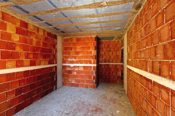 Shtepi ne shitje 2+1 ne Tirane - 100,000 Euro