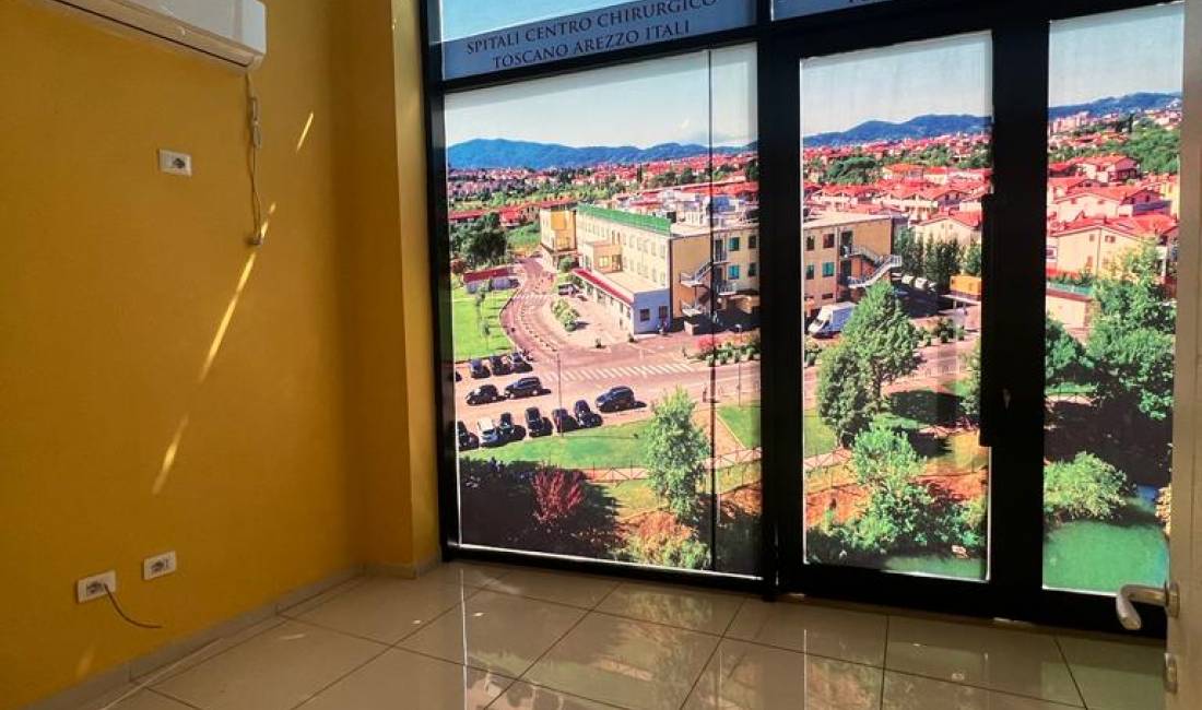 Qera, Ambient Biznesi, Qender Tirane