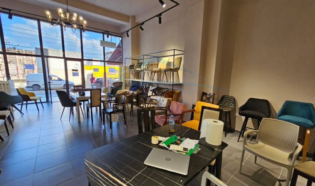 Ambient Biznesi me Qera Unaza Re,Tirane